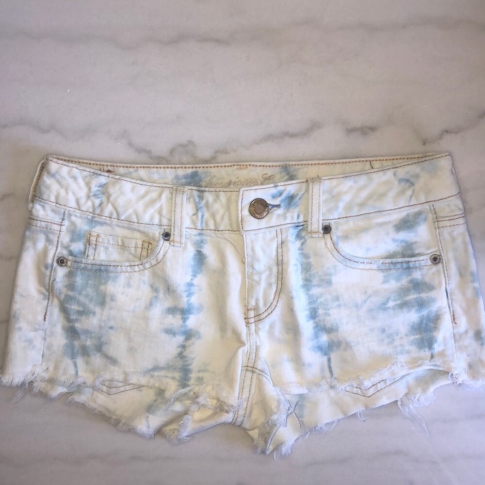 AMERICAN EAGLE tie dye denim shorts